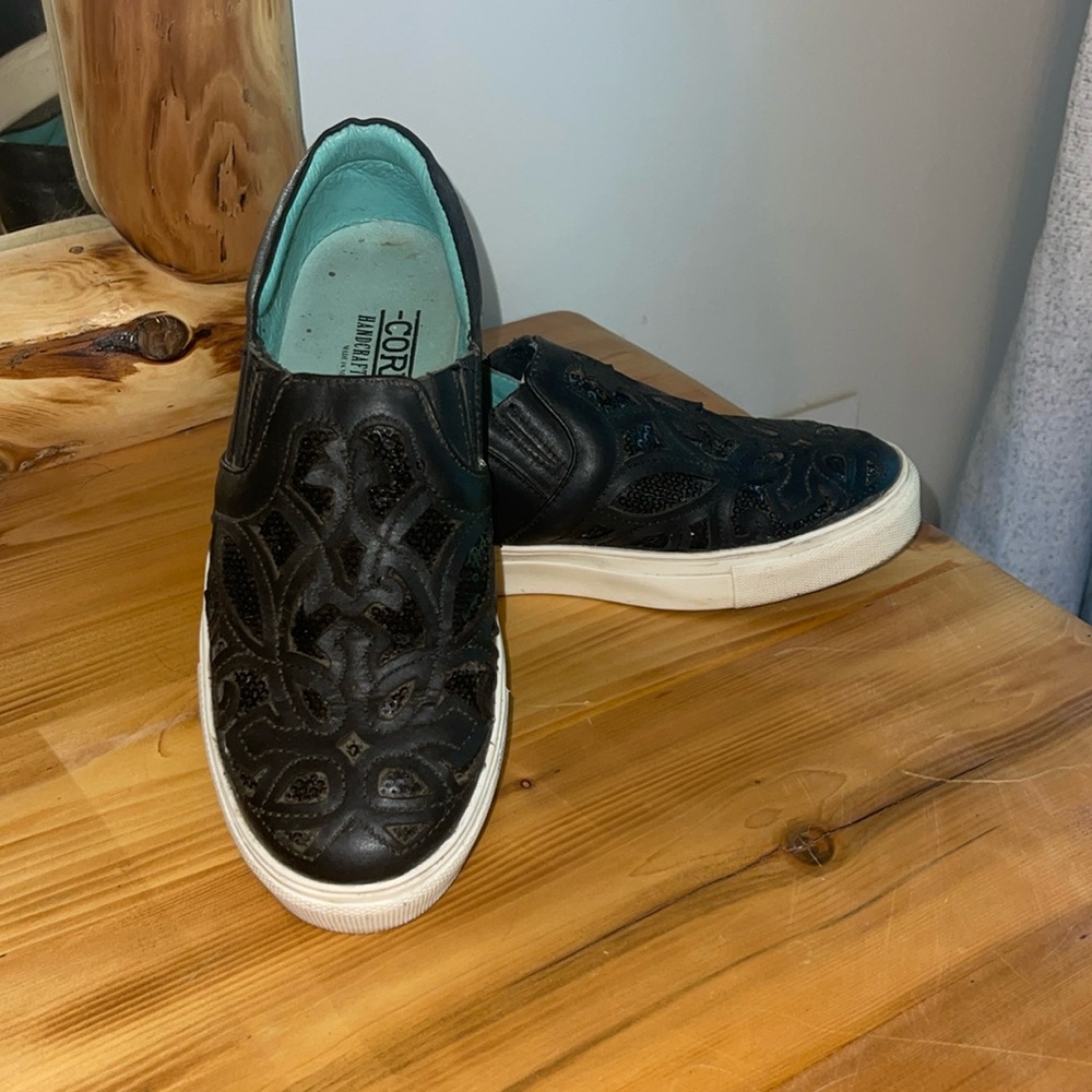 Corral slip on